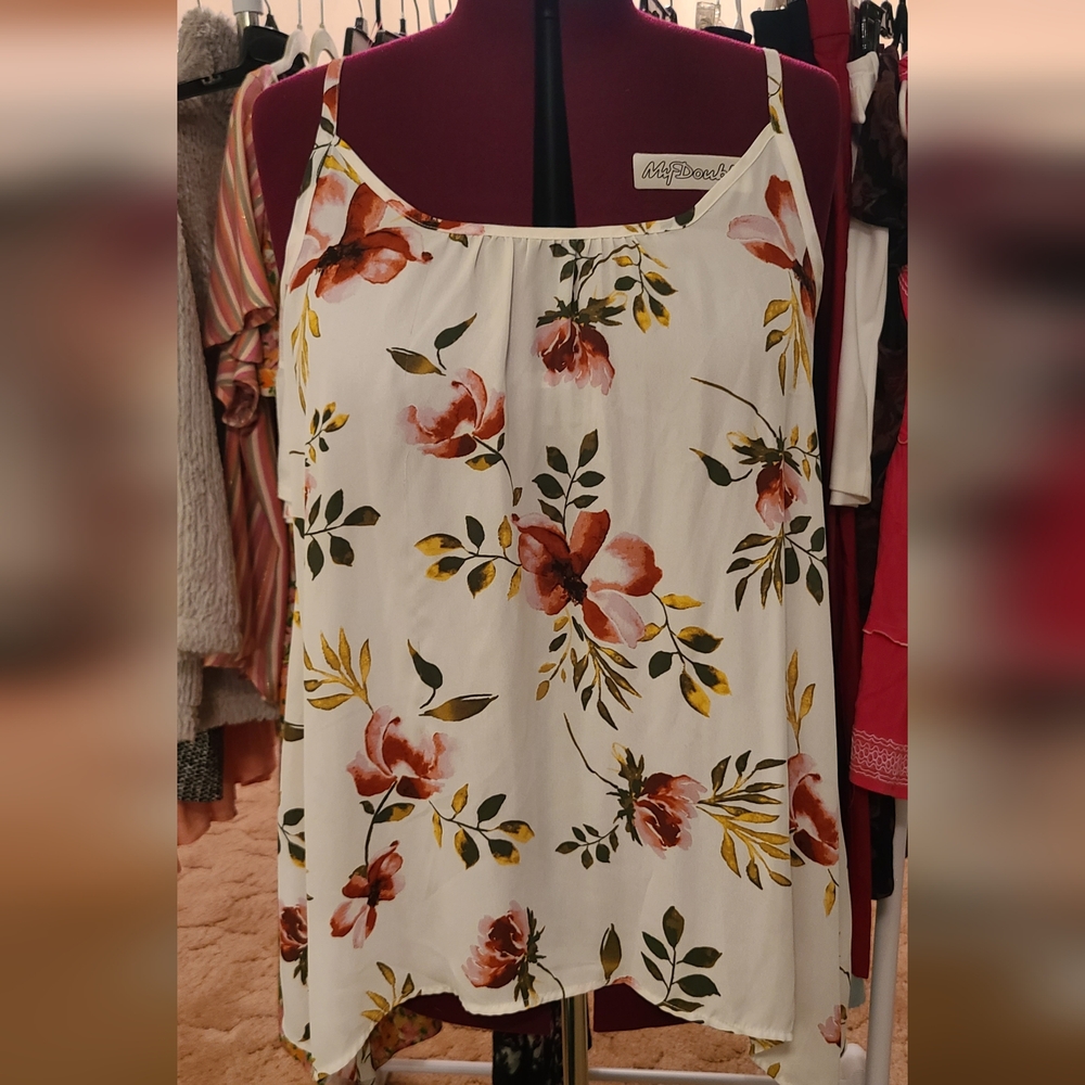 Torrid Floral Camisole in White with Red and Yellow